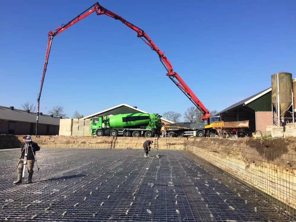 Fundering aanleg bij Pol Bennekom